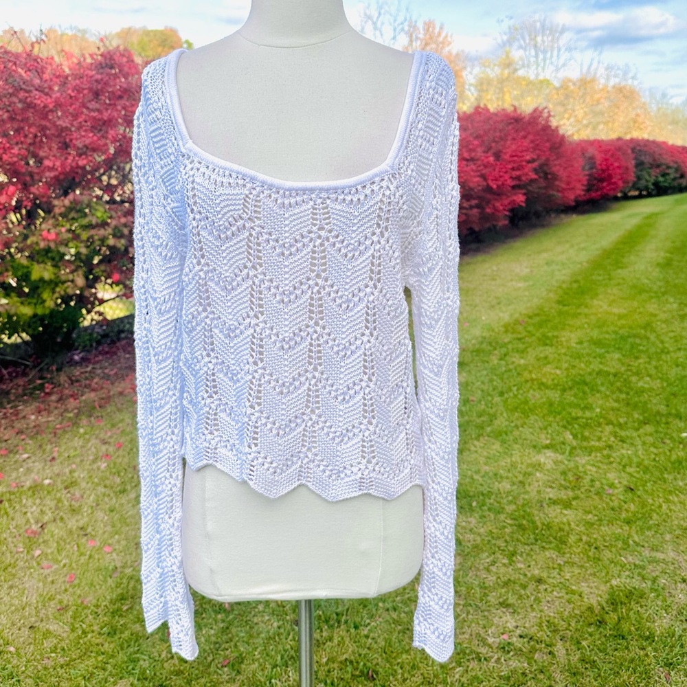 Hollister Crochet Long Bell Sleeve Jumper Sweater - Picture 3 of 16